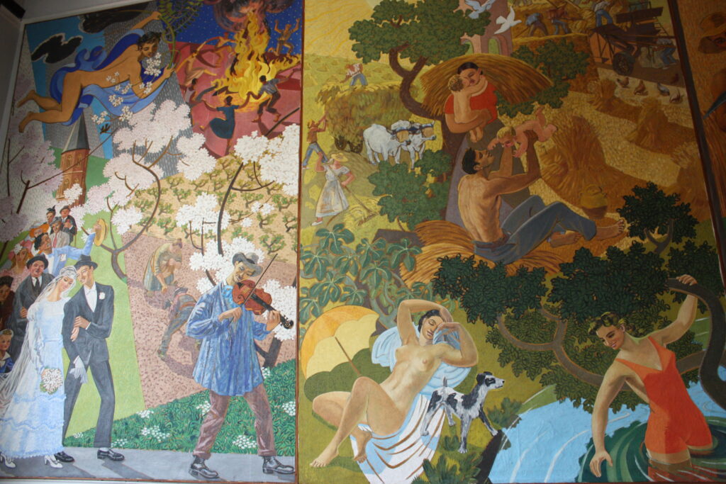 Les peintures de René Gaston-Lagorre dans la salle du conseil municipal et des mariages de L'Isle-en-Dodon © Récit en Série - Isabelle Desprez.